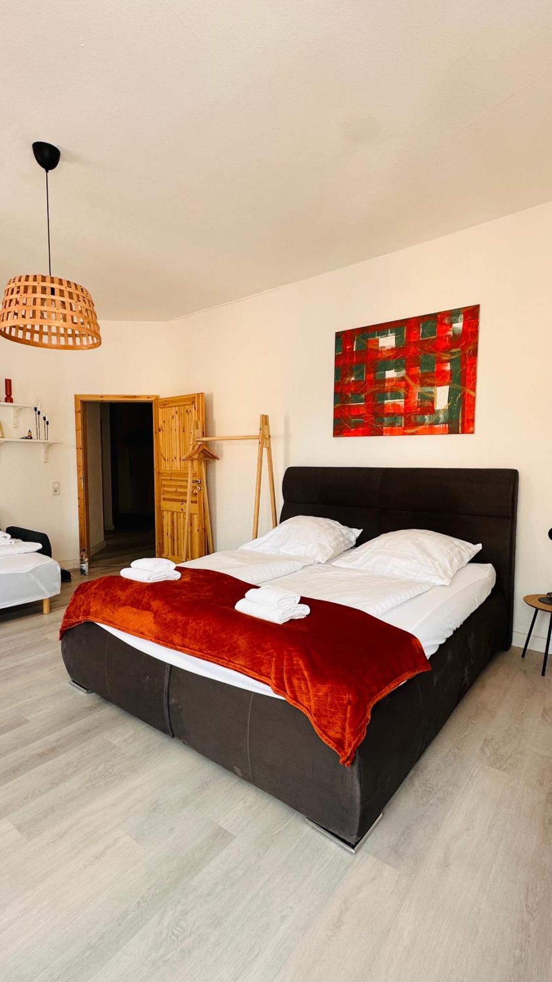 Amao-Brown I Exklusives City-Apartment I 85Qm I Privatparkplatz & Komfort I King-Size Bed Lahr  Ngoại thất bức ảnh